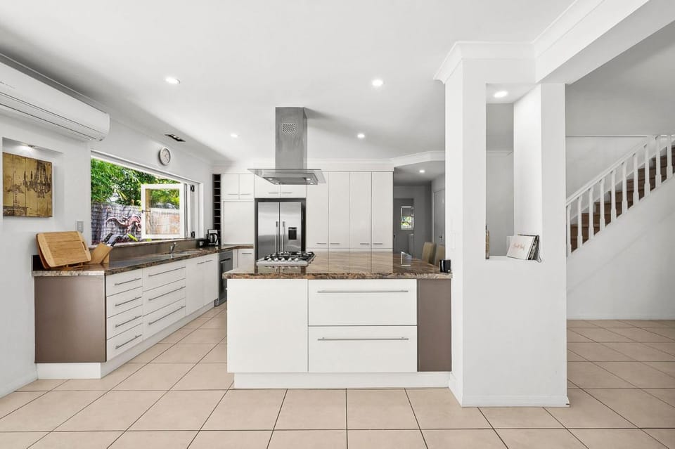 11 Dalmor Court House in Coolum Beach