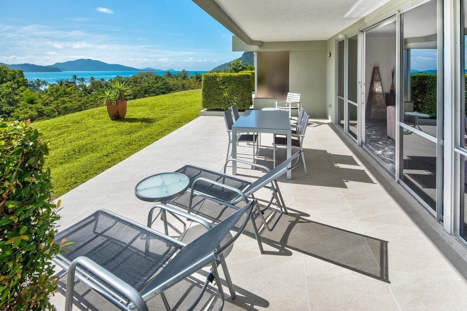 Patio, Day