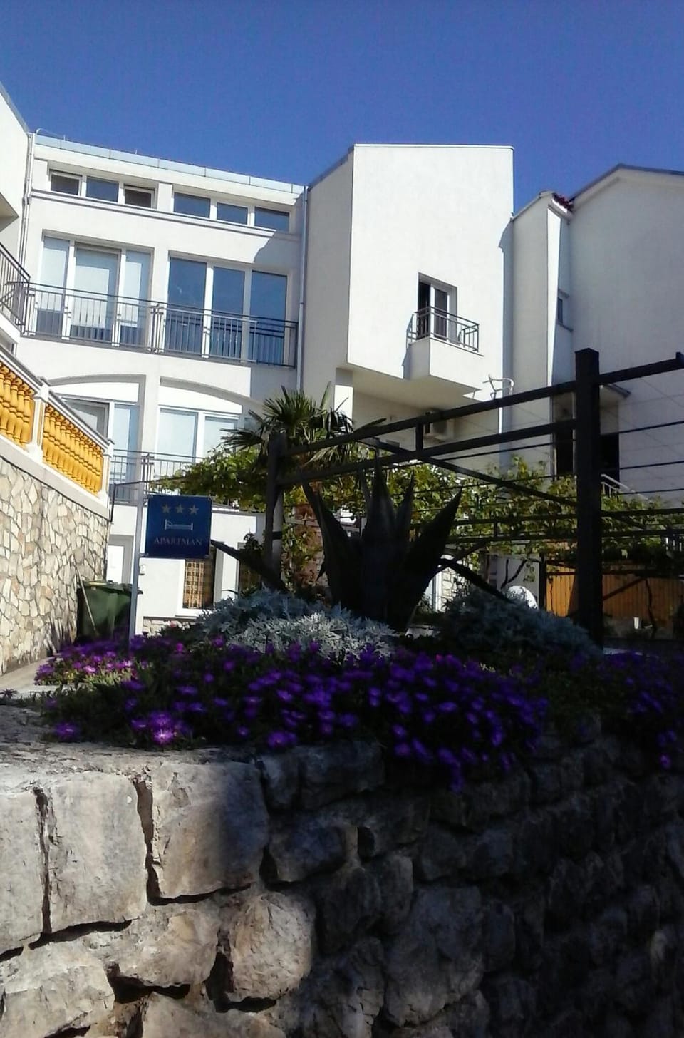 Property building, Garden view
