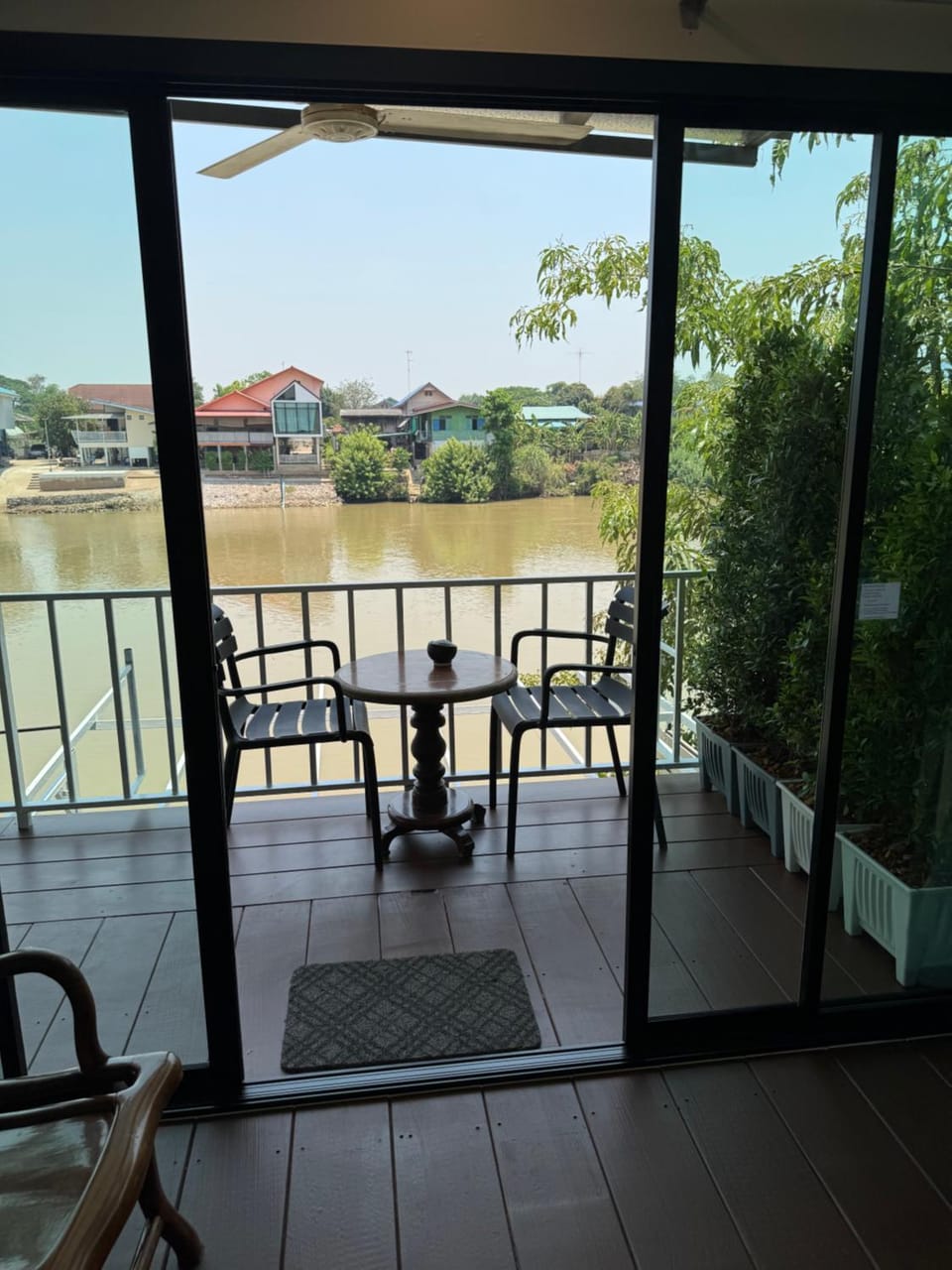 Baan Keang Chon Ayutthaya บ้านเคียงชล อยุธยา Bed and Breakfast in Laos