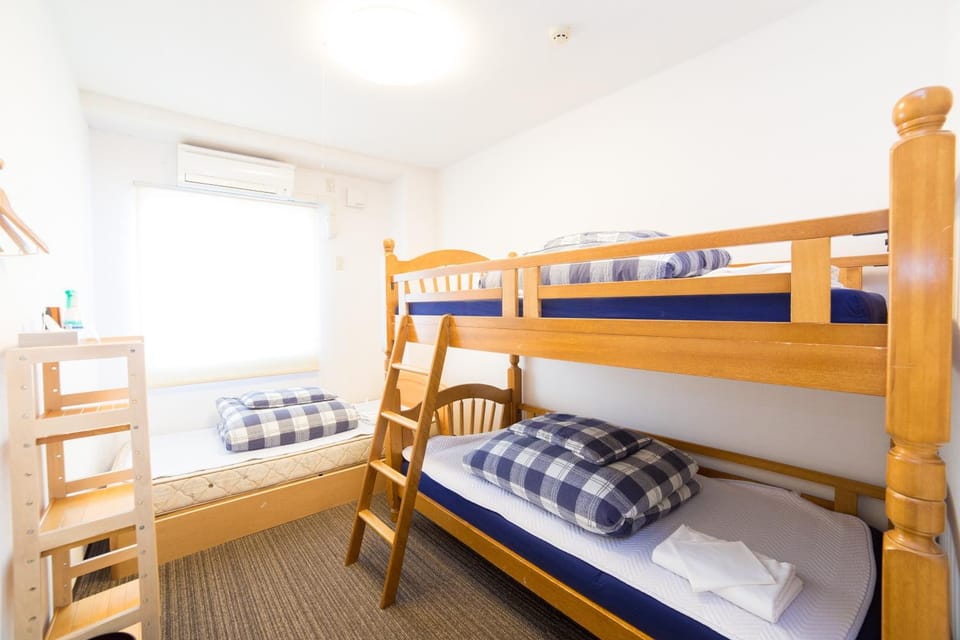bunk bed