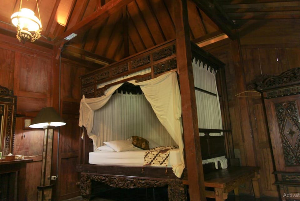 Bed, Bedroom, air conditioner