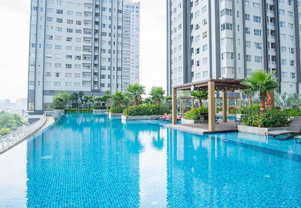 Property building, Swimming pool