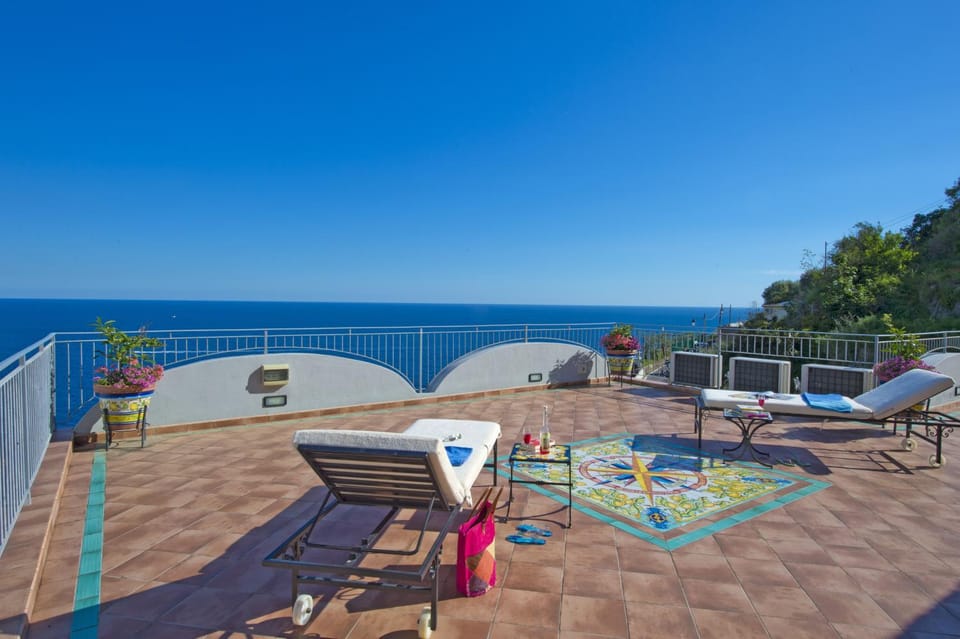 Day, Sea view