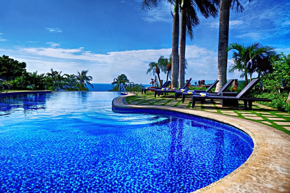 Swimming pool, Swimming pool