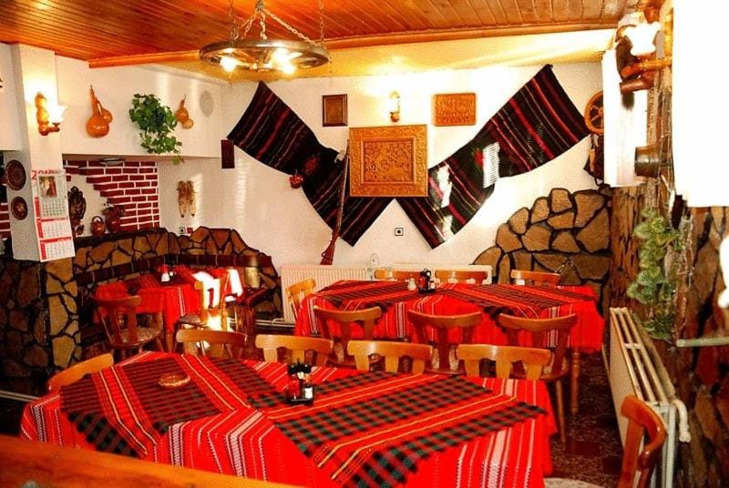 Restaurant/places to eat