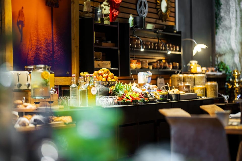 Breakfast, Buffet breakfast