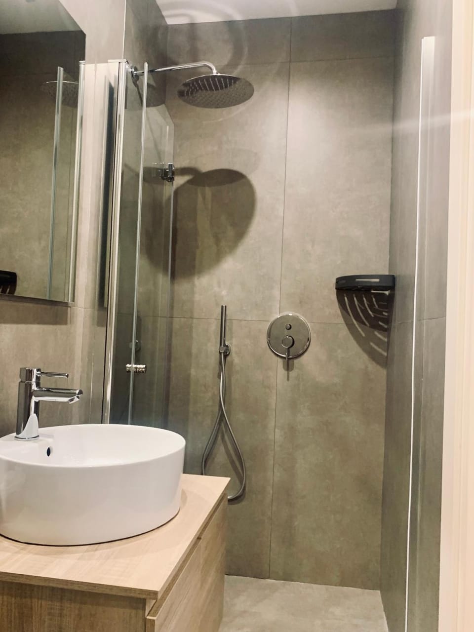 Shower, Bathroom