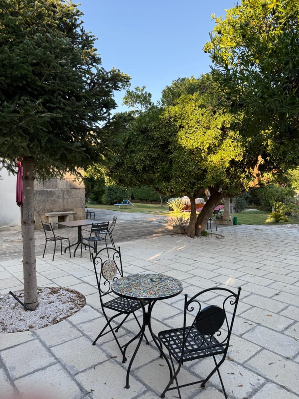 Patio, Garden, Dining area, Garden view