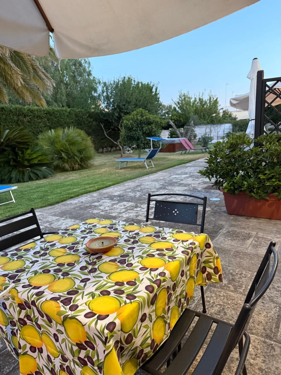 Patio, Dining area, Garden view