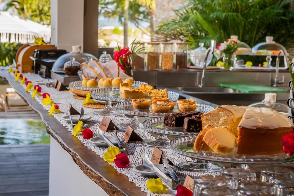 Food and drinks, Food, Pool view, Swimming pool, Breakfast, Buffet breakfast, Drinks