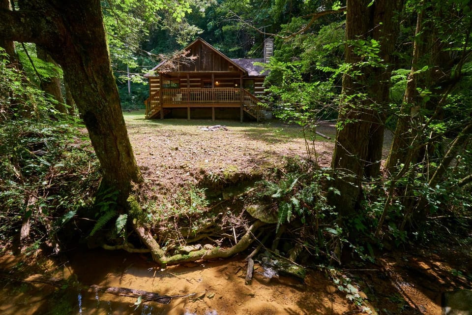 A Cabin In The Woods Cabin in Pigeon Forge