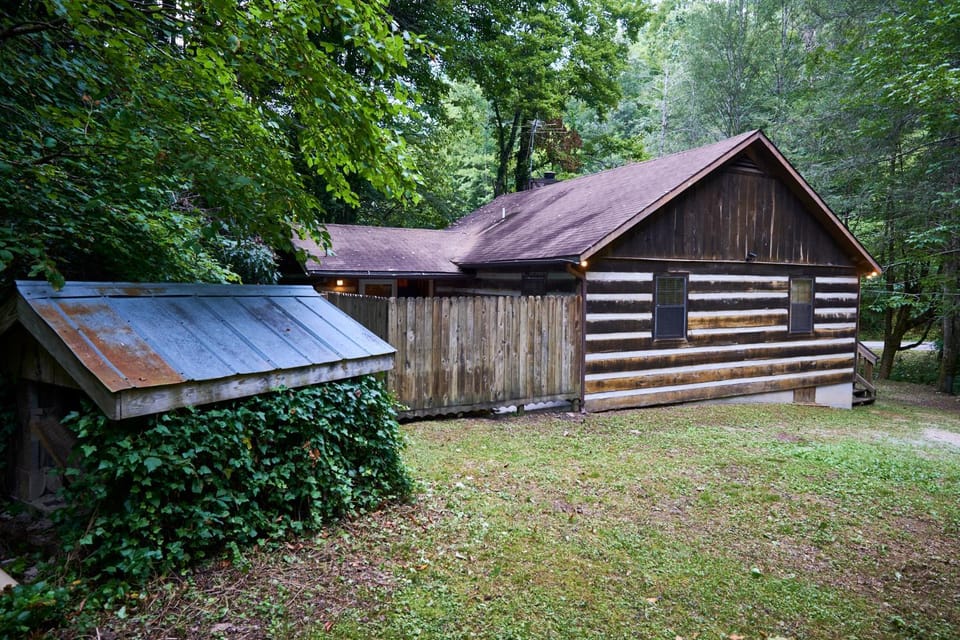A Cabin In The Woods Cabin in Pigeon Forge