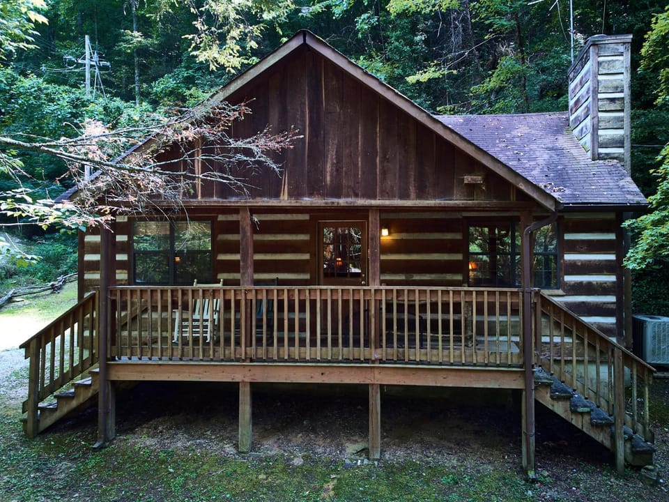 A Cabin In The Woods Cabin in Pigeon Forge