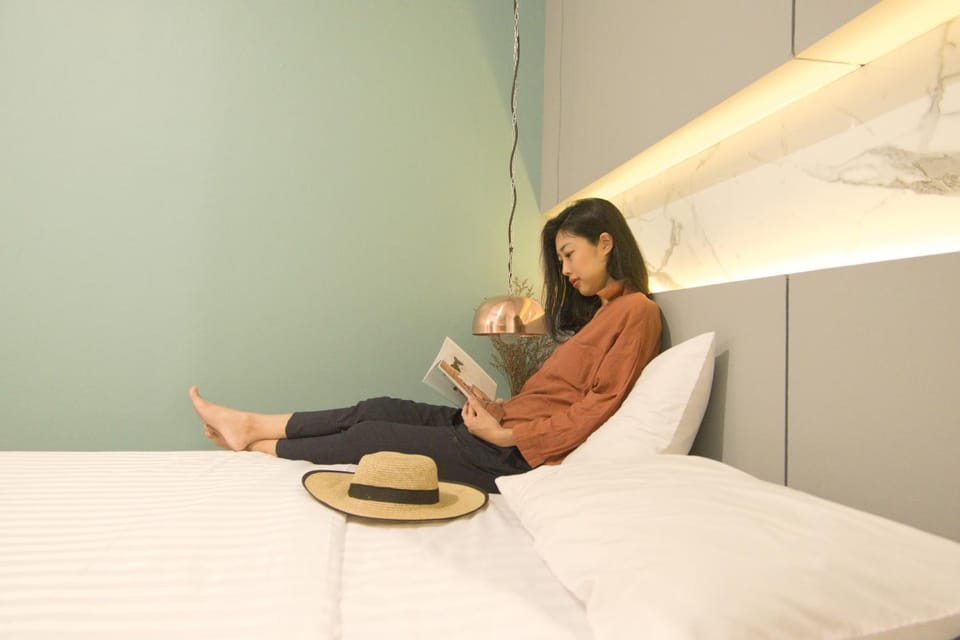 People, Bedroom