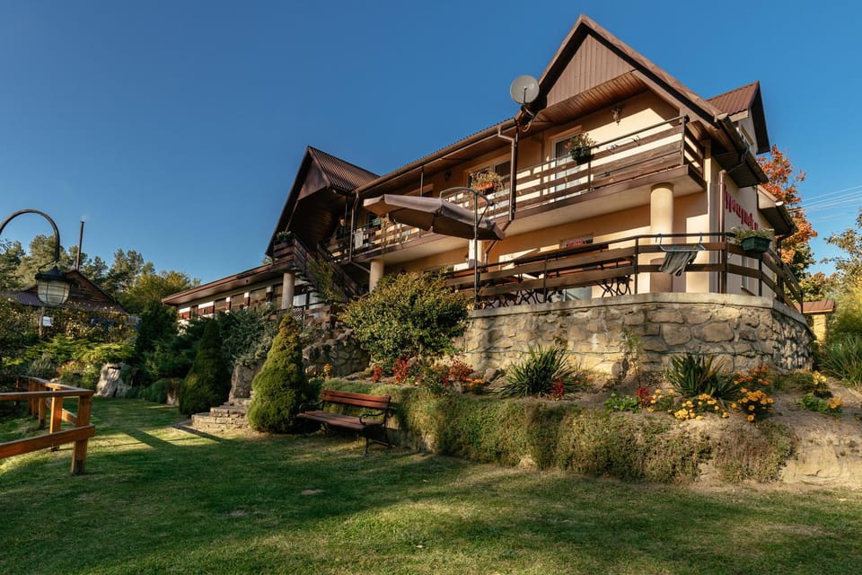 Wypoczynek u Piotra z jacuzzi Farm Stay in Lviv Oblast