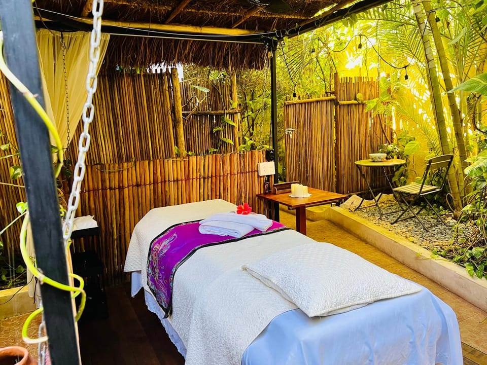 Massage, Spa and wellness centre/facilities