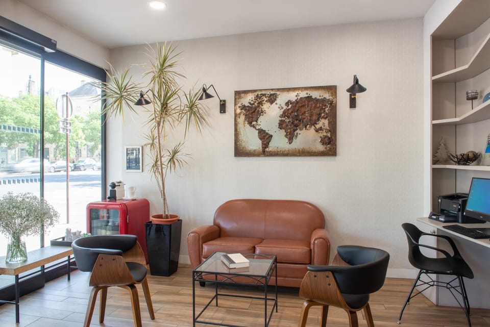 Seating area