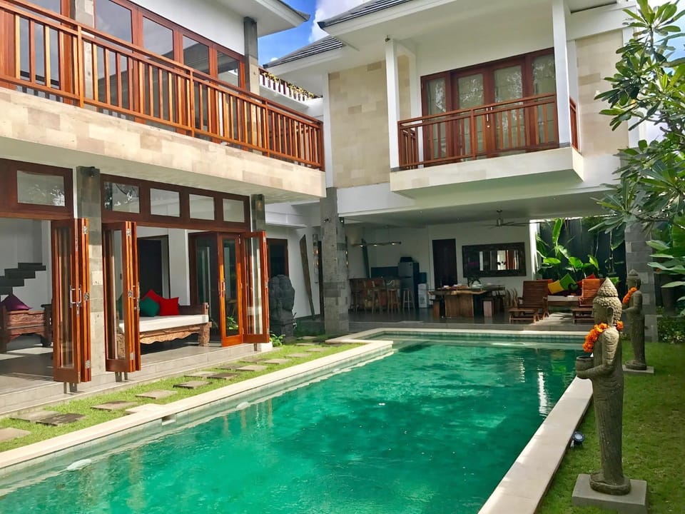 Property building, Swimming pool