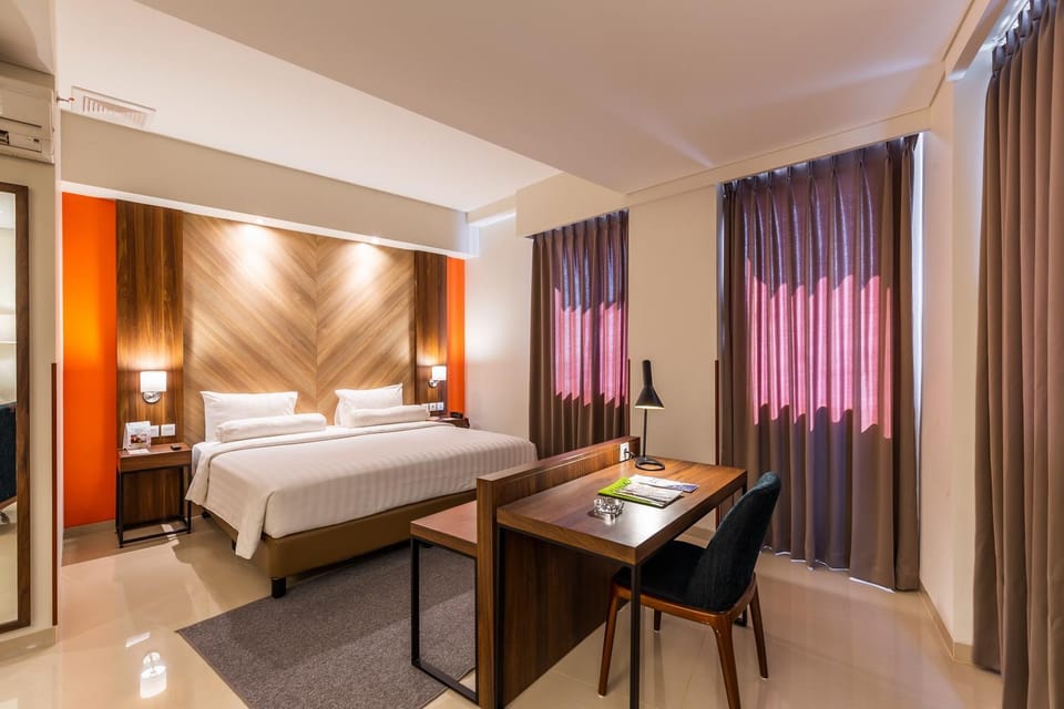 Bed, TV and multimedia, Living room, Bedroom