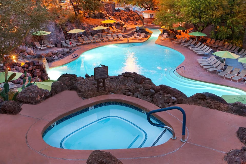 Hot Tub, Swimming pool