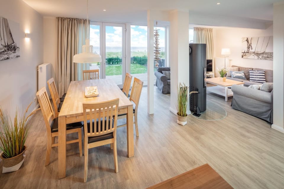 Ocean 5 House in Ostholstein