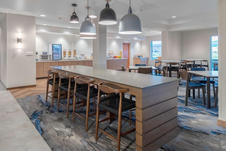 Dining area, Breakfast