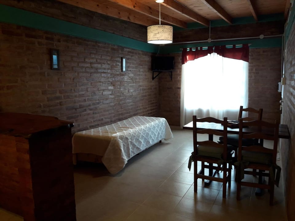 Las Encinas Nature lodge in Potrero de los Funes