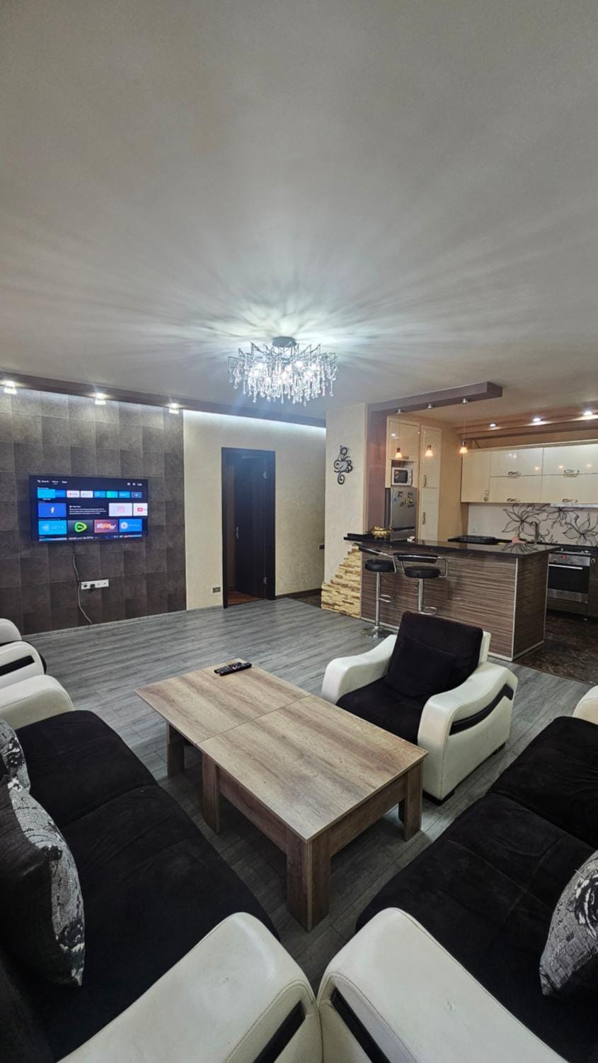 Nukri-2017 Apartment in Batumi