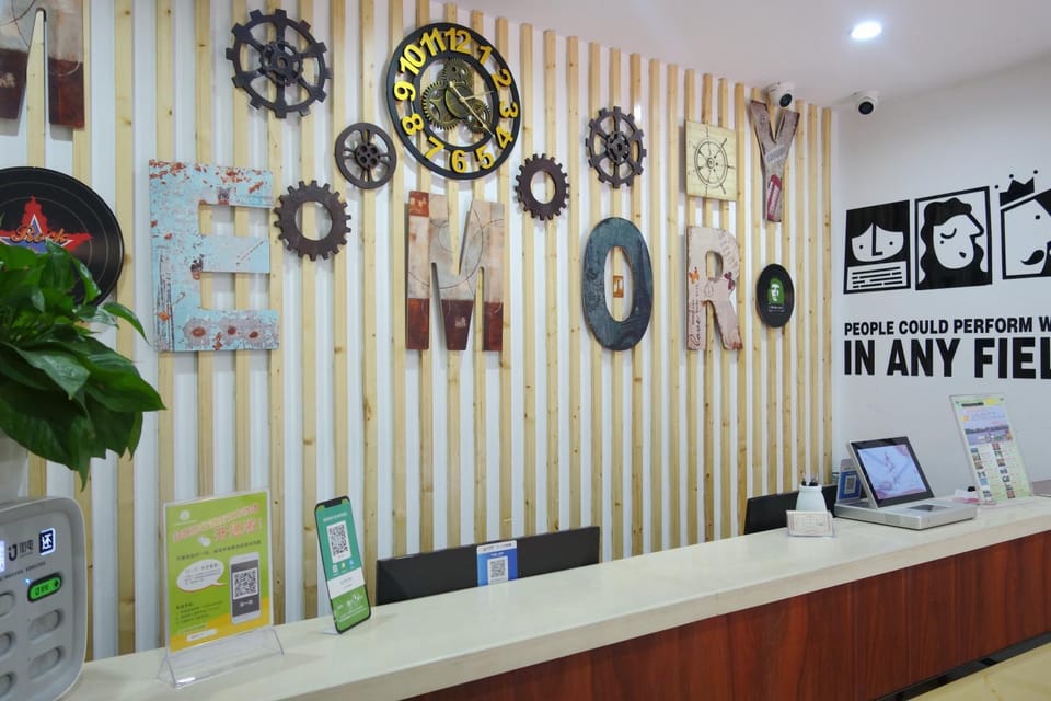 Lobby or reception, Business facilities