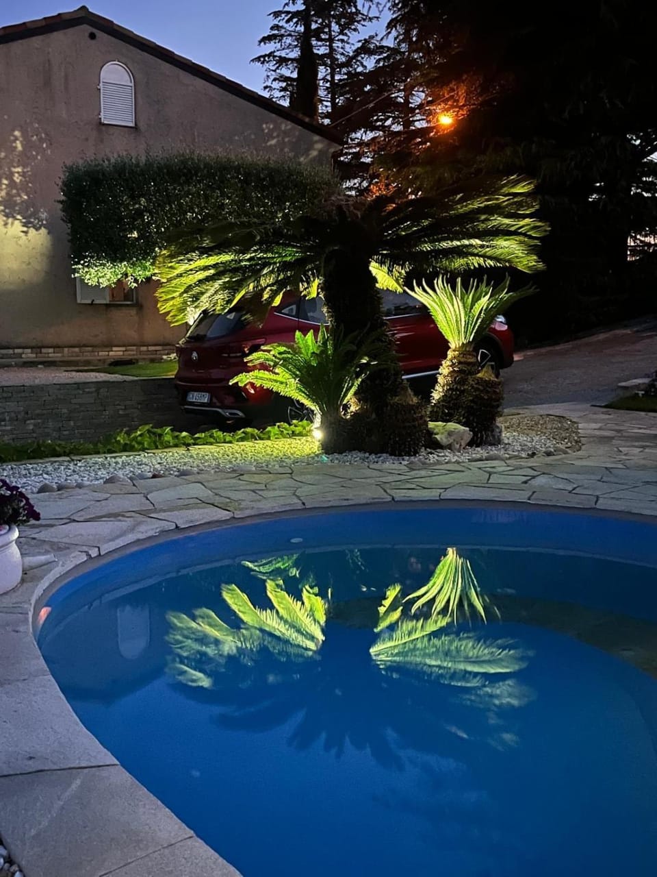 Swimming pool