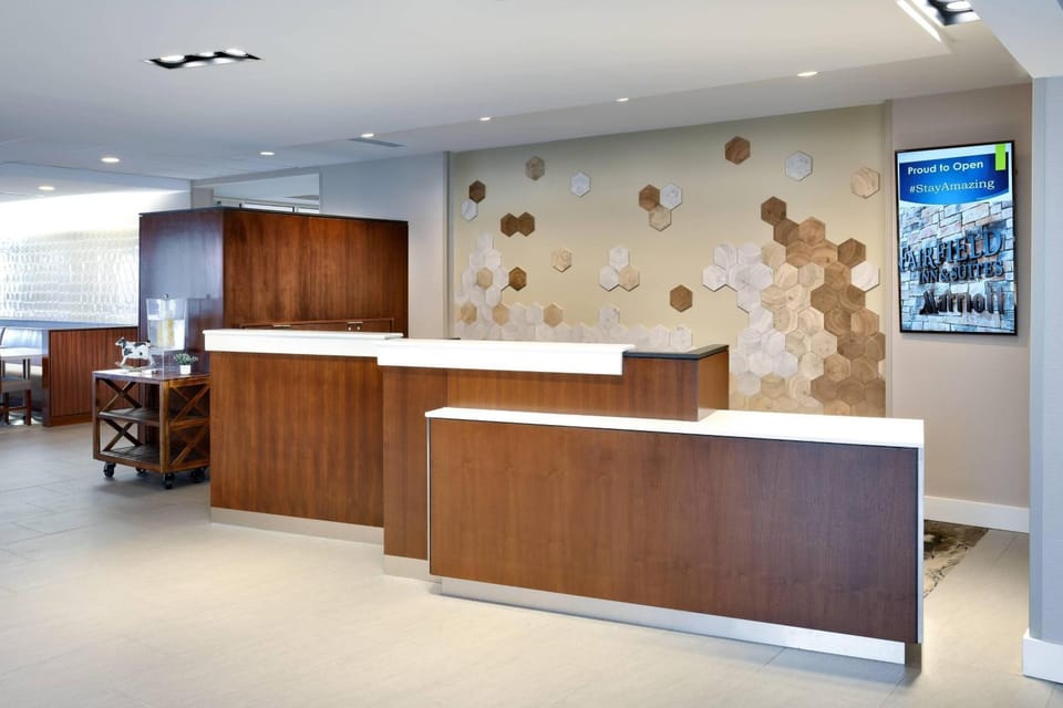 Lobby or reception, Lobby or reception