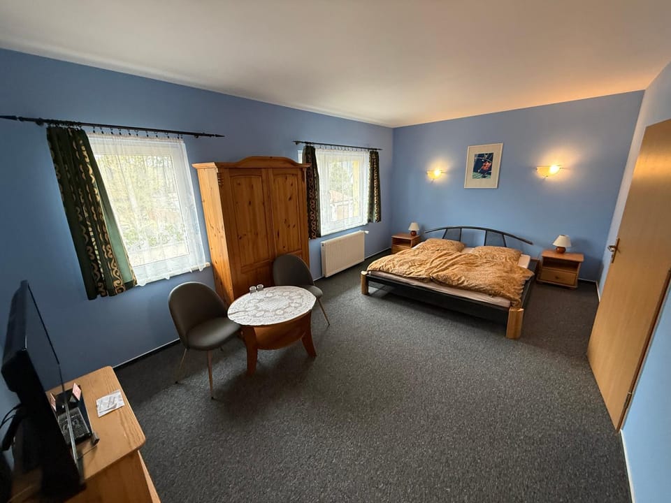 Restaurant & Hostel "Broadway" Inn in Szczecin