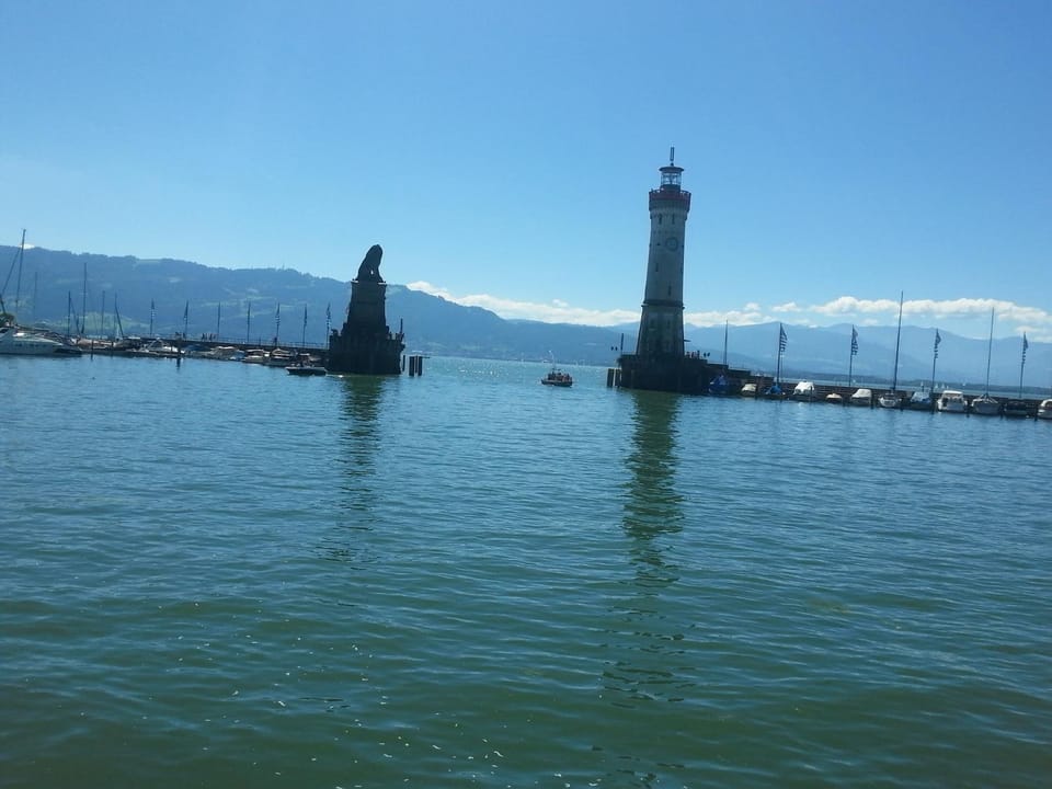 Nearby landmark, Natural landscape