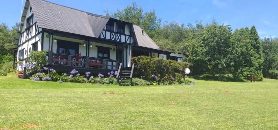 Woodcutters Guest House Bed and Breakfast in South Africa