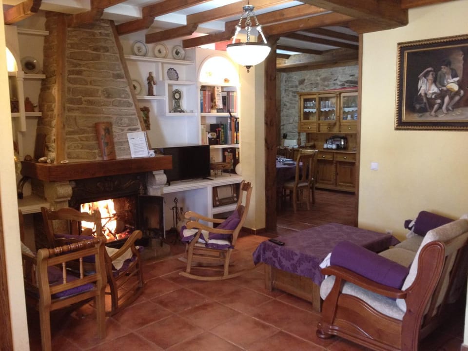 Casa Rural La Fuente Country House in Castile and León