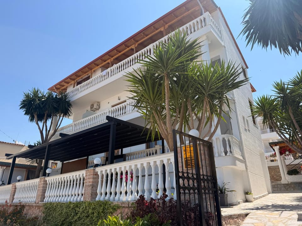 Summer Dreams Apartment in Ksamil