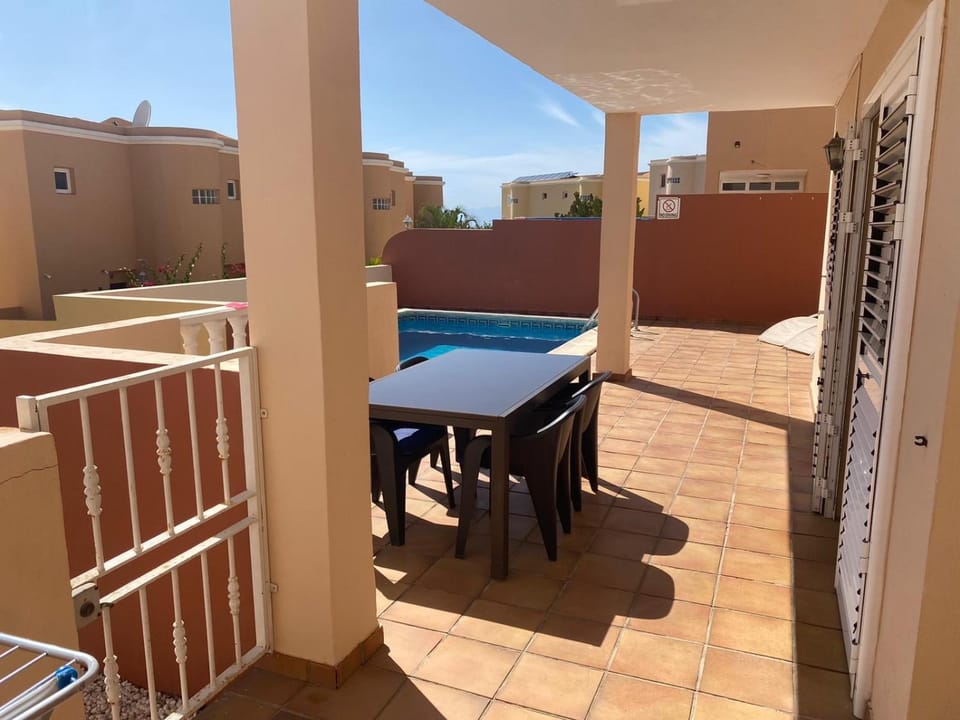Day, Balcony/Terrace