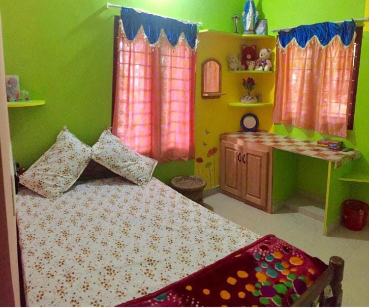 Bed, Bedroom