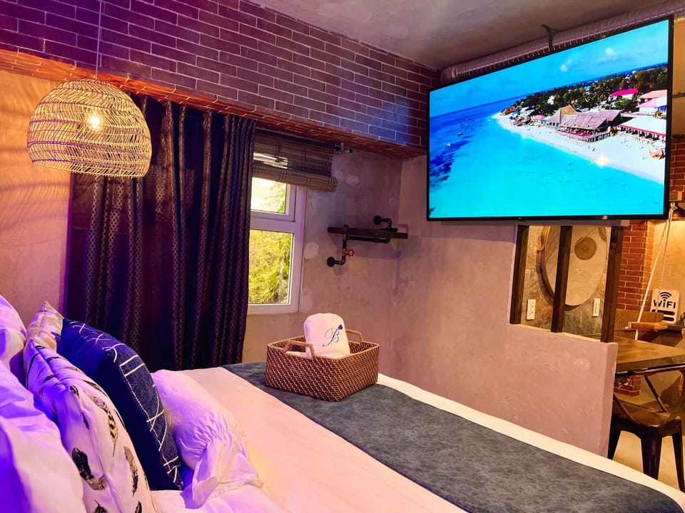 Communal lounge/ TV room, Bed, TV and multimedia, Evening entertainment, Bedroom