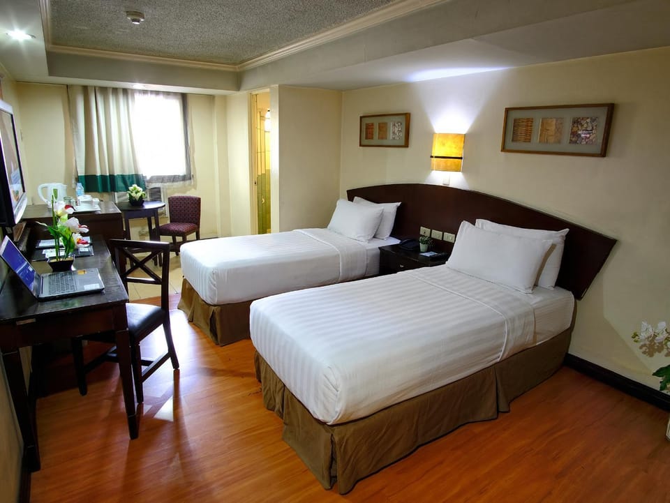 Fersal Hotel - Manila Hotel in Manila City