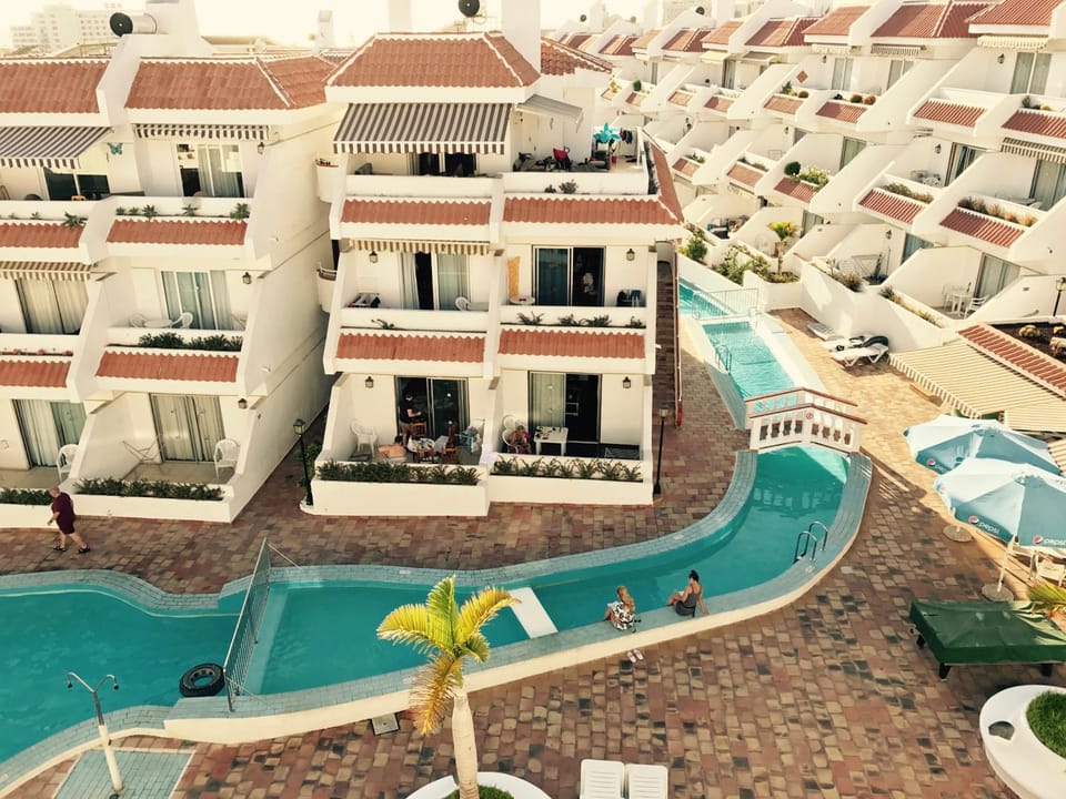 Pool view, Swimming pool