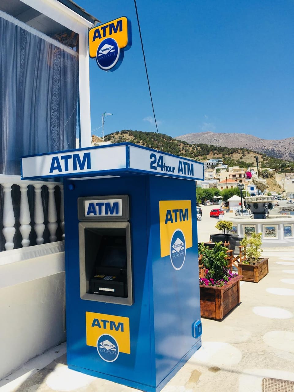 Off site, Floor plan, Location