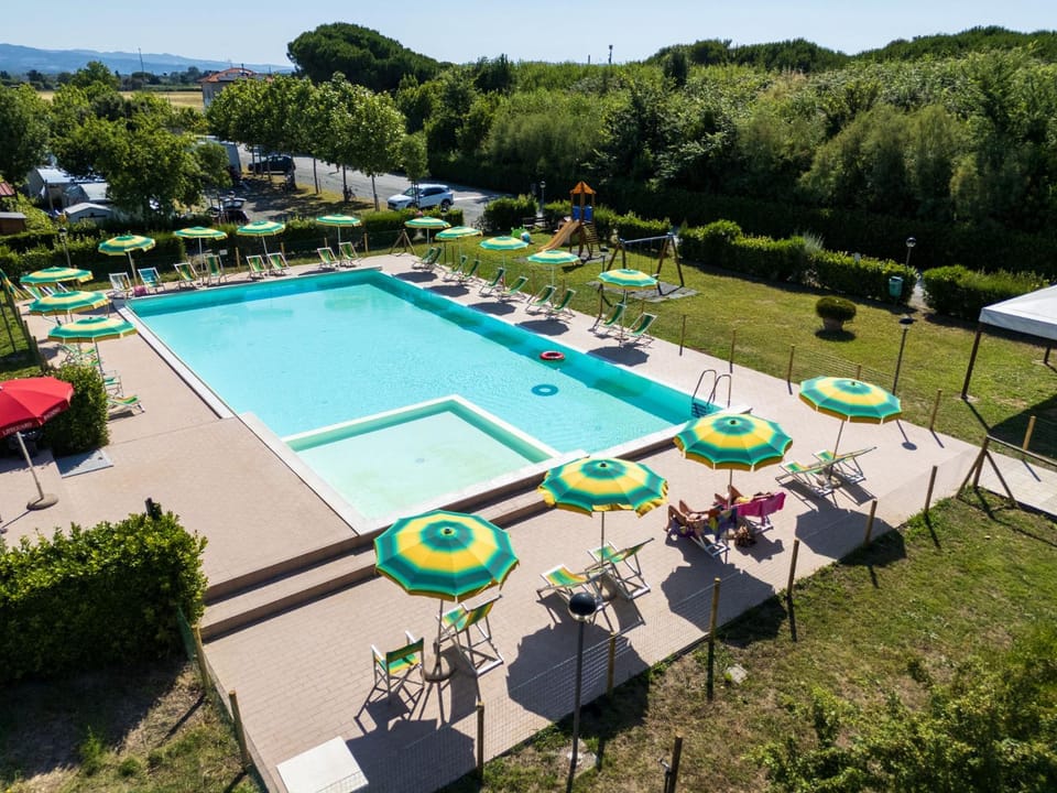 Bird's eye view, Swimming pool