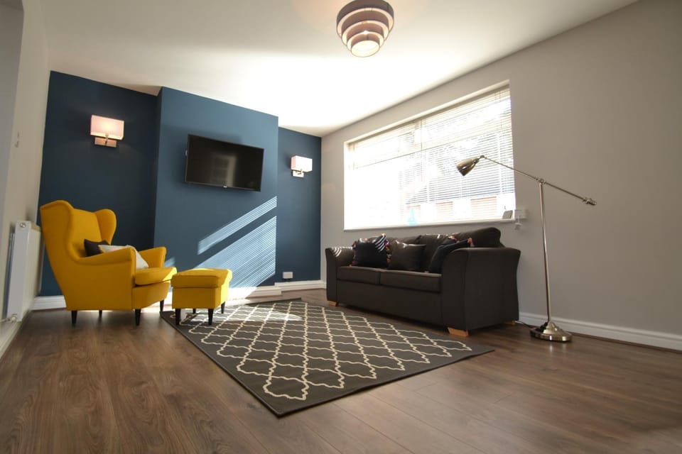 TV and multimedia, Living room, Photo of the whole room, Seating area