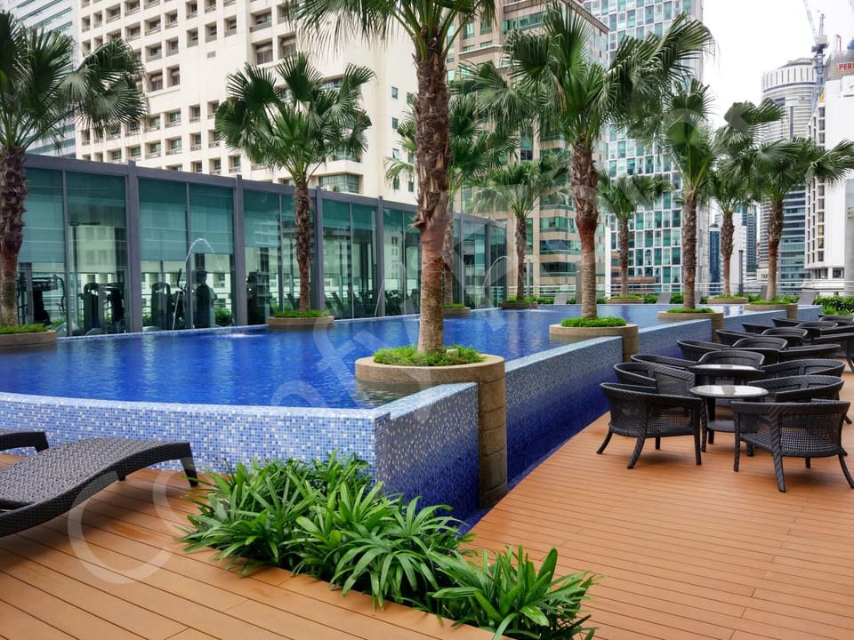 Swimming pool, Swimming pool