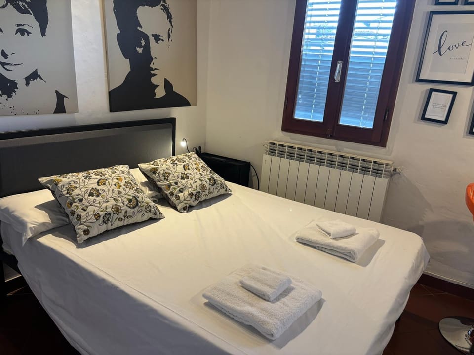 The San Frediano Cool-Spot Florence Center Apartment in Florence