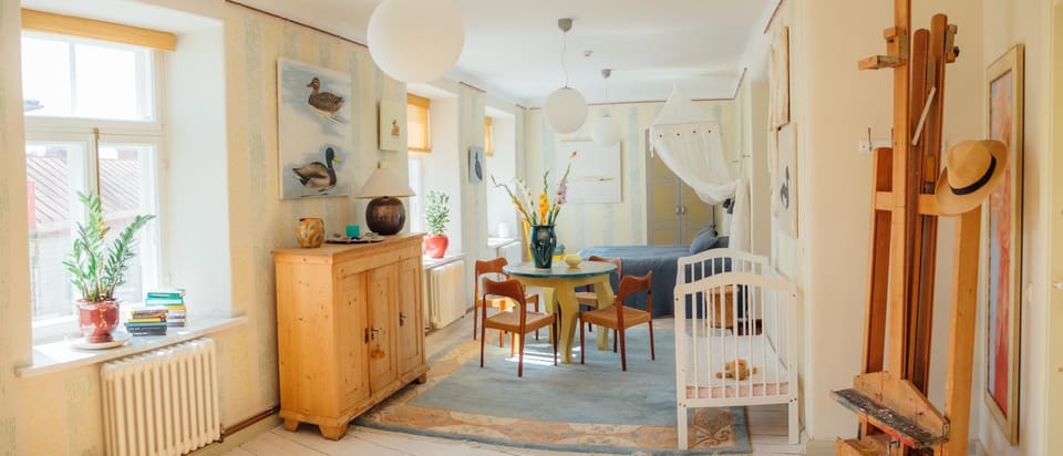 Living room, cot