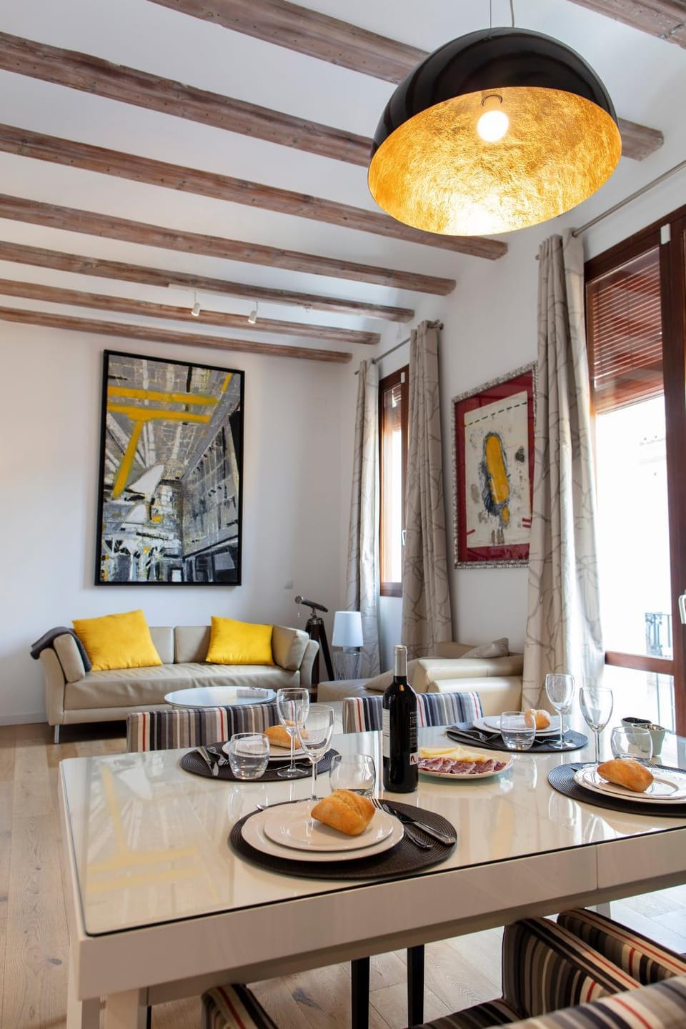 Balcony/Terrace, Kitchen or kitchenette, Living room, Dining area, Food