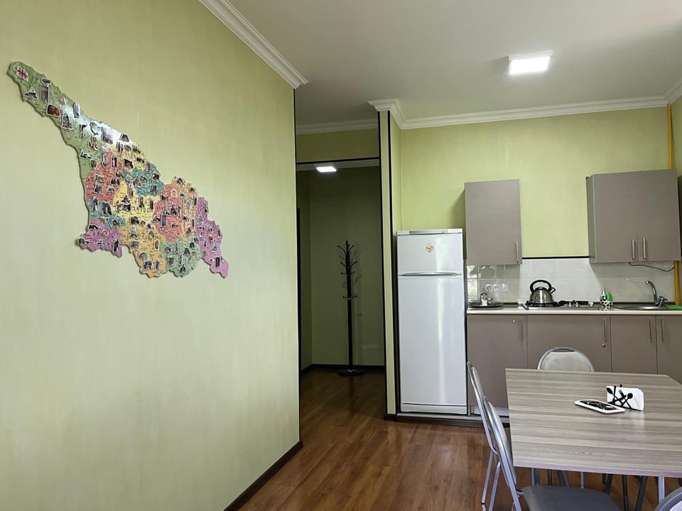Dining area, Communal kitchen